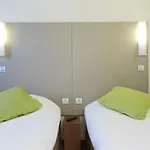 Campanile Valenciennes - Otel 3*