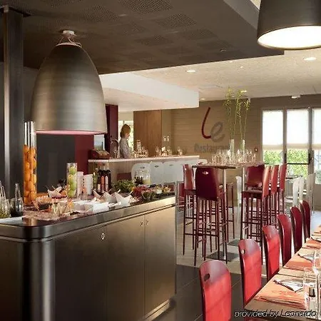 Campanile Valenciennes - 3*