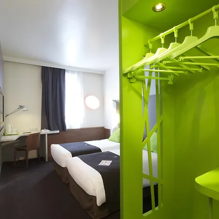 Campanile Valenciennes - Petite-forêt Hotel 3*