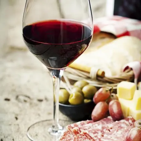 Campanile Valenciennes - Petite-forêt Hotel Petite-Forêt