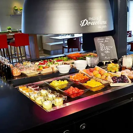 Hotel Campanile Valenciennes - Petite-forêt